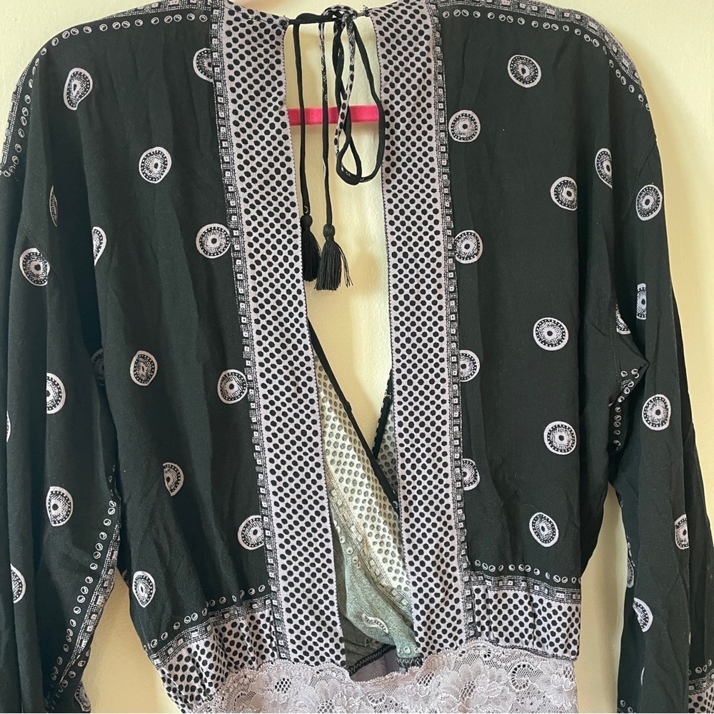 Free People Intimately Surplice Open Back bodysuit on board long sleeves lace M - Picture 6 of 13
